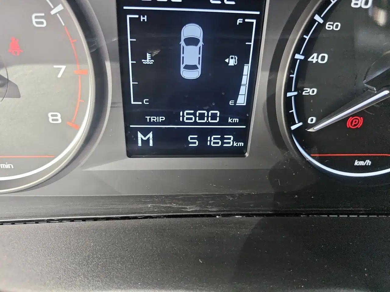 Geely Auto Emgrand 2025 4th Generation 1.5L Manual - Starry Edition — миниатюра 11