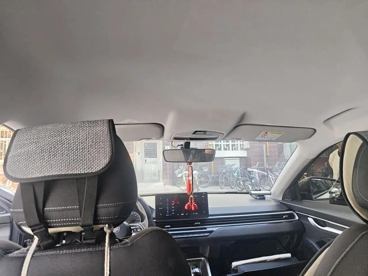 Geely Auto Emgrand 2025 4th Generation 1.5L Manual - Starry Edition — миниатюра 15