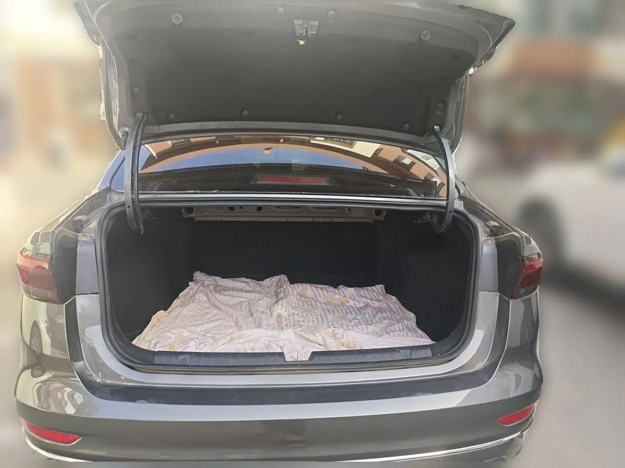 Geely Auto Emgrand 2025 4th Generation 1.5L Manual - Starry Edition — миниатюра 16