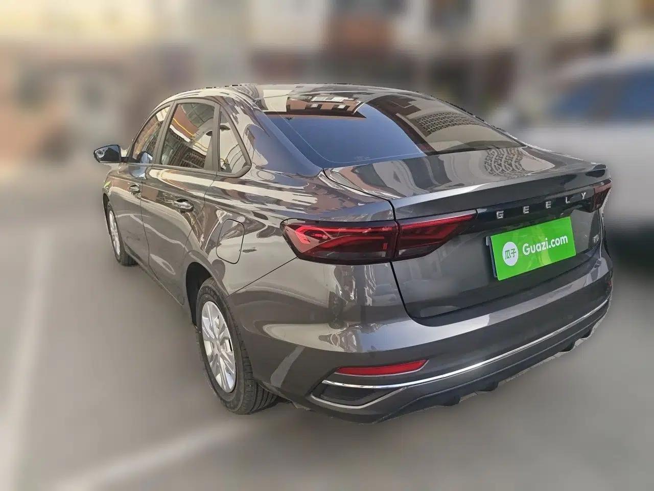 Geely Auto Emgrand 2025 4th Generation 1.5L Manual - Starry Edition — миниатюра 4