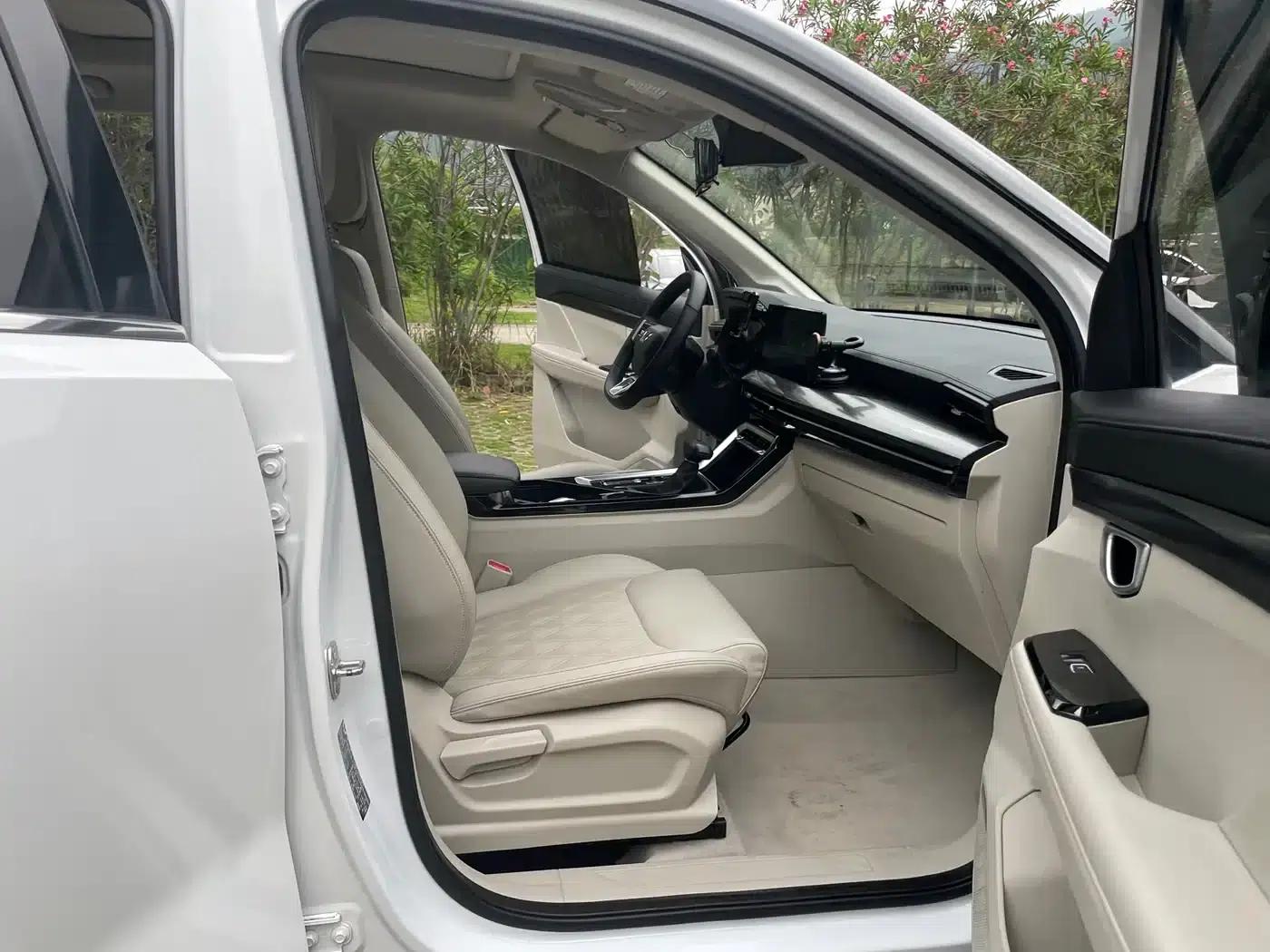 Wuling Xingchen 2021 1.5T CVT Star Edition — миниатюра 5