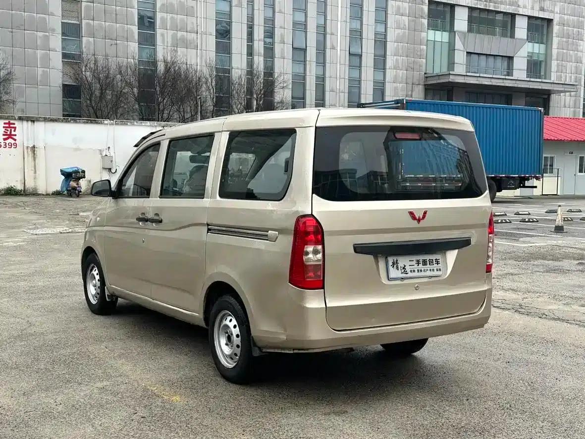 Wuling Rongguang V 2018 1.5L Standard Edition — миниатюра 4