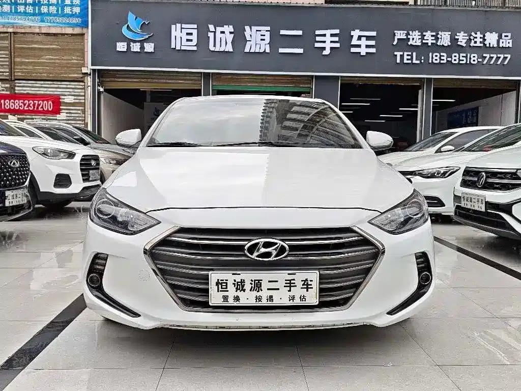 Hyundai Elantra 2018 1.4T Dual-Clutch Dynamic & Vitality Edition — миниатюра 3