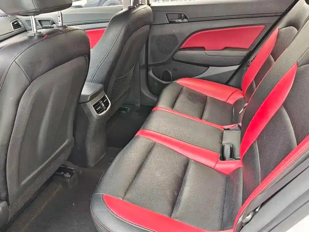 Hyundai Elantra 2018 1.4T Dual-Clutch Dynamic & Vitality Edition — миниатюра 6