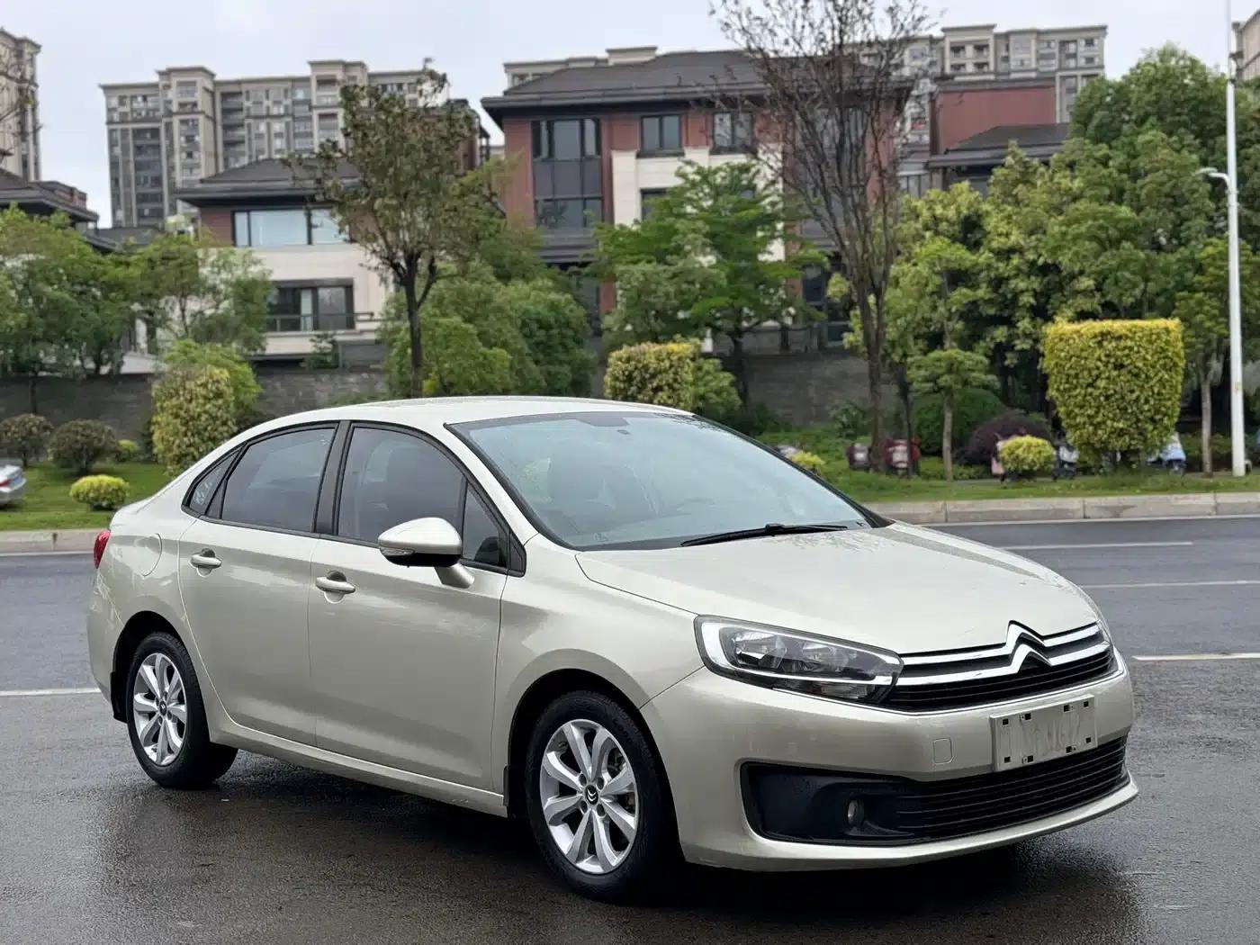Citroën C4 Sega 2016 1.6L Automatic Comfort Model — миниатюра 3