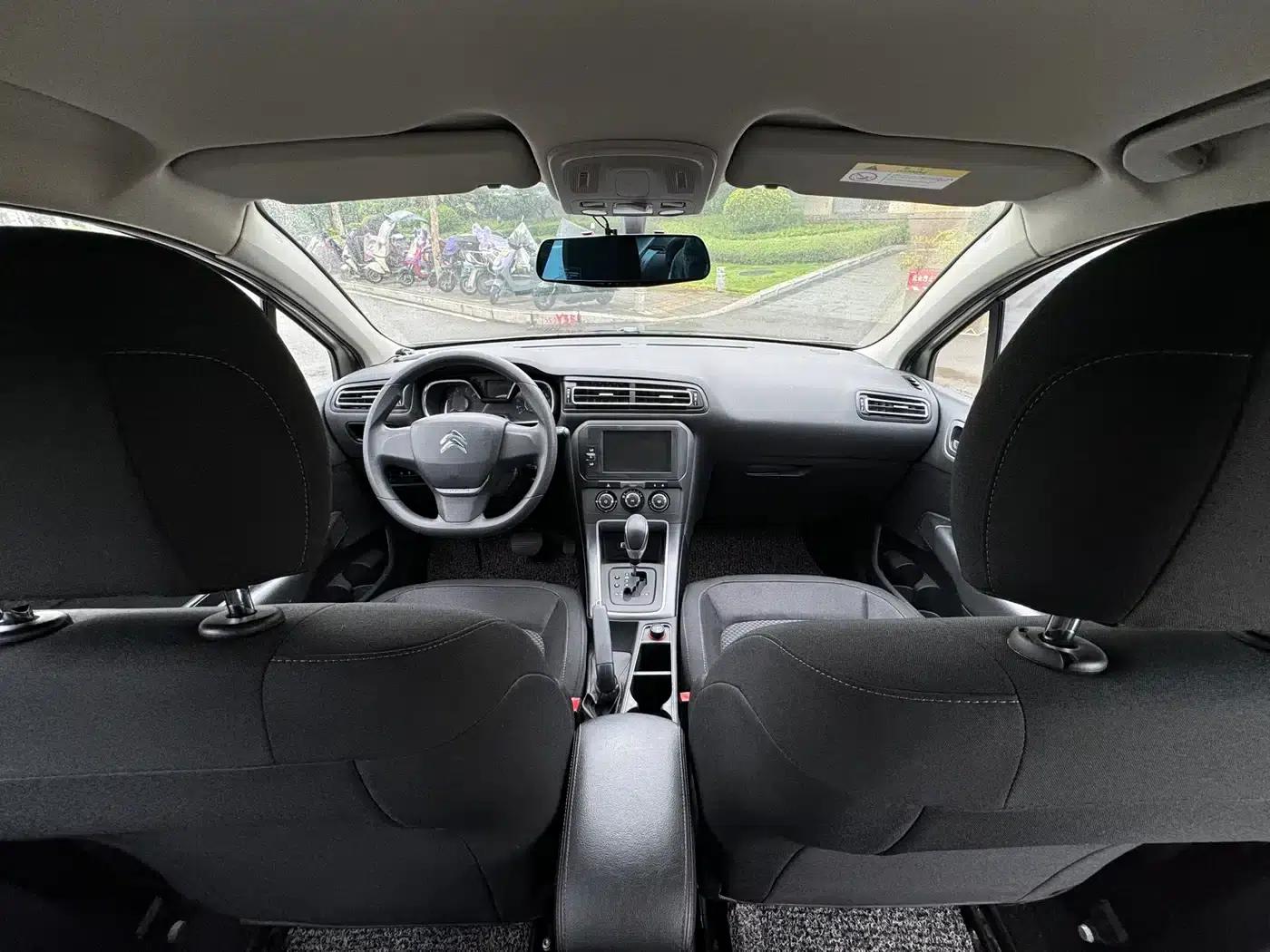 Citroën C4 Sega 2016 1.6L Automatic Comfort Model — миниатюра 9