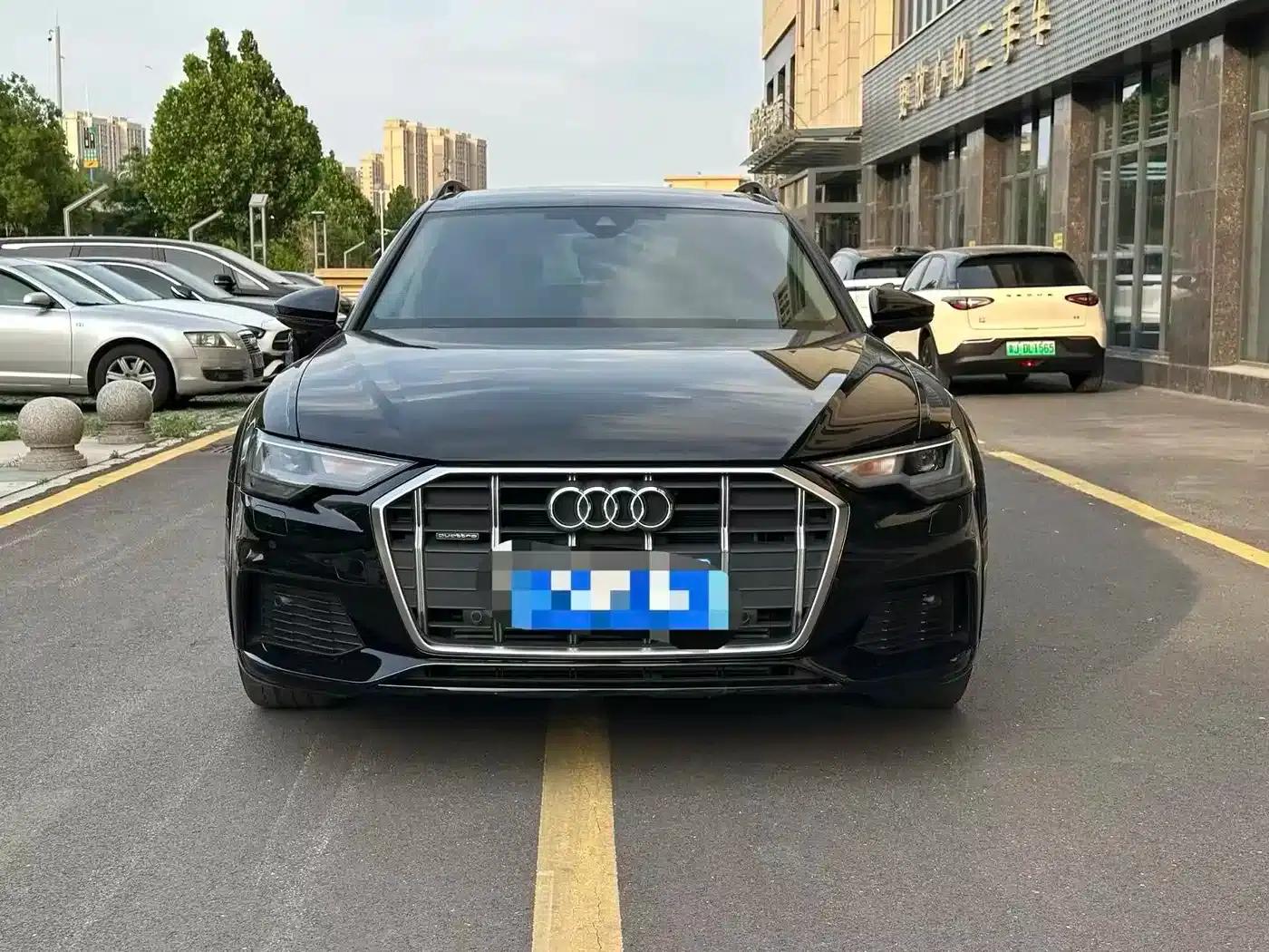 2024 Audi A6 Imported Allroad Quattro 55 TFSI Premium Off-Road Model — миниатюра 2