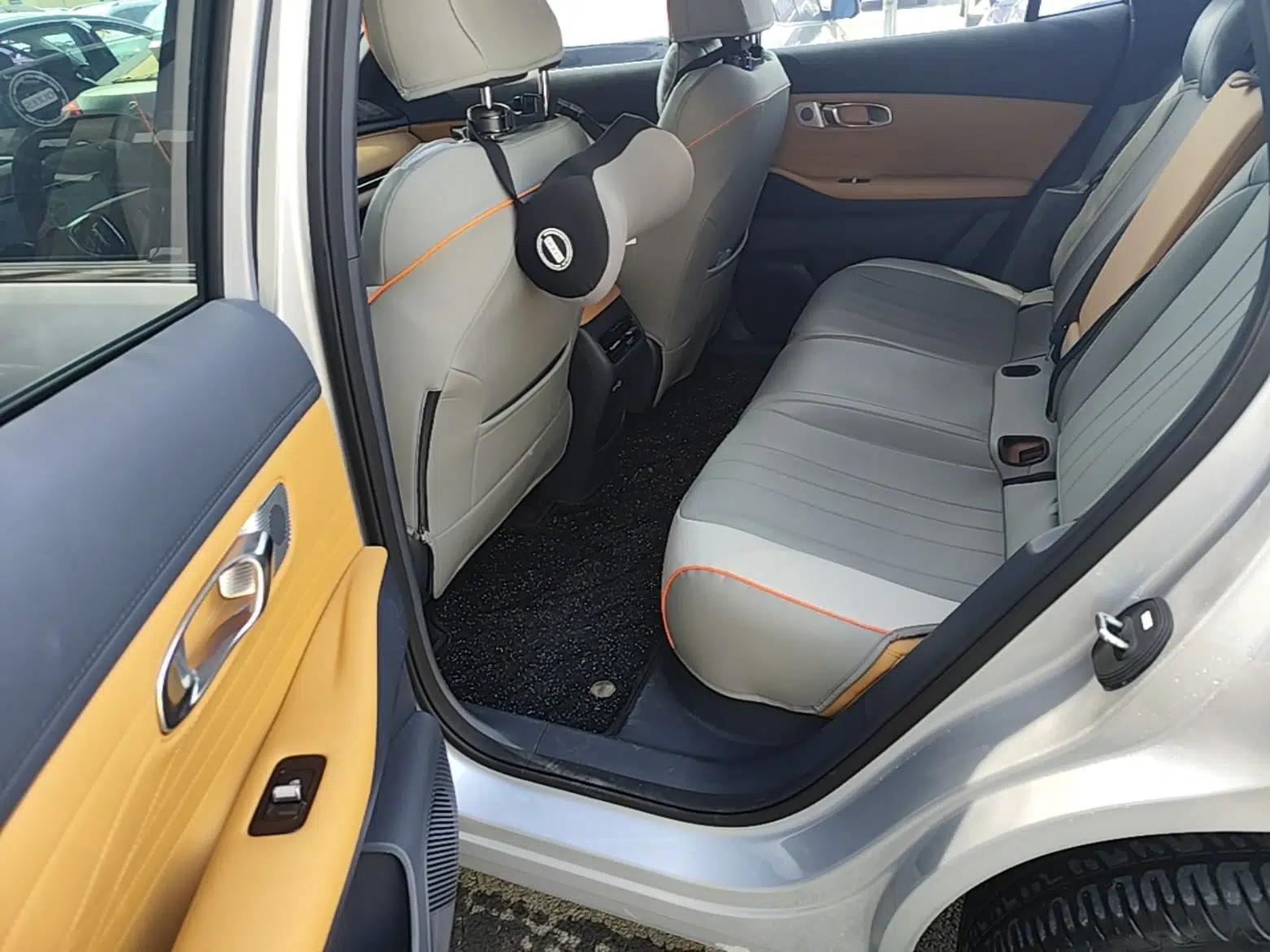 Geely Galaxy Xingjian 7 EM-i 2025 120km Flagship Edition — миниатюра 19
