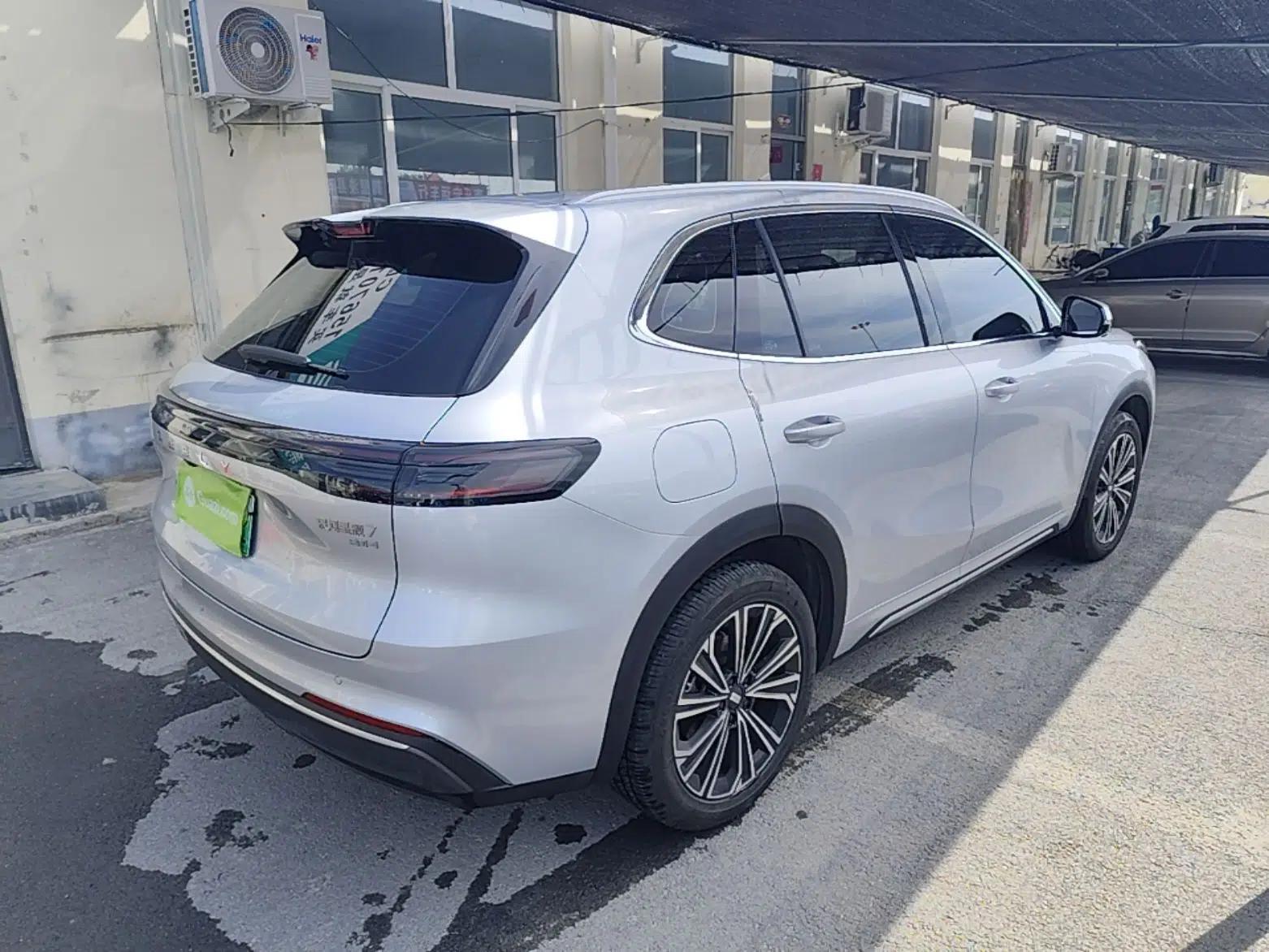 Geely Galaxy Xingjian 7 EM-i 2025 120km Flagship Edition — миниатюра 4