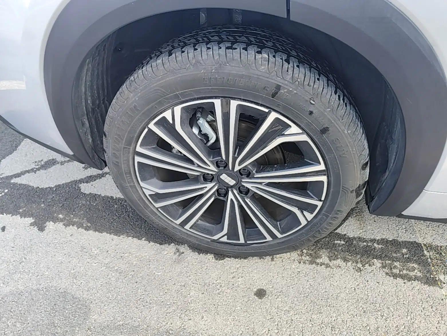 Geely Galaxy Xingjian 7 EM-i 2025 120km Flagship Edition — миниатюра 10