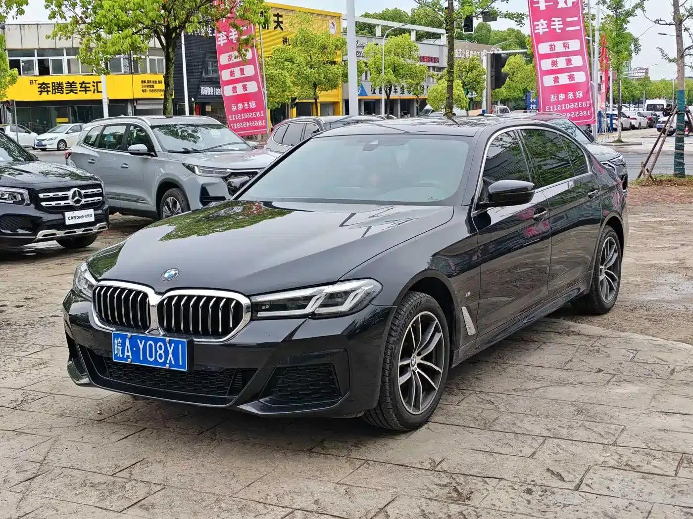 BMW 5 Series 2022 Facelift II 525Li M Sport Package — миниатюра 1