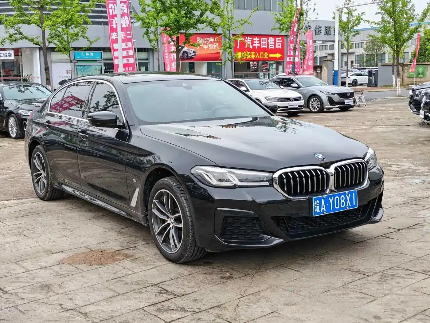 BMW 5 Series 2022 Facelift II 525Li M Sport Package — миниатюра 11