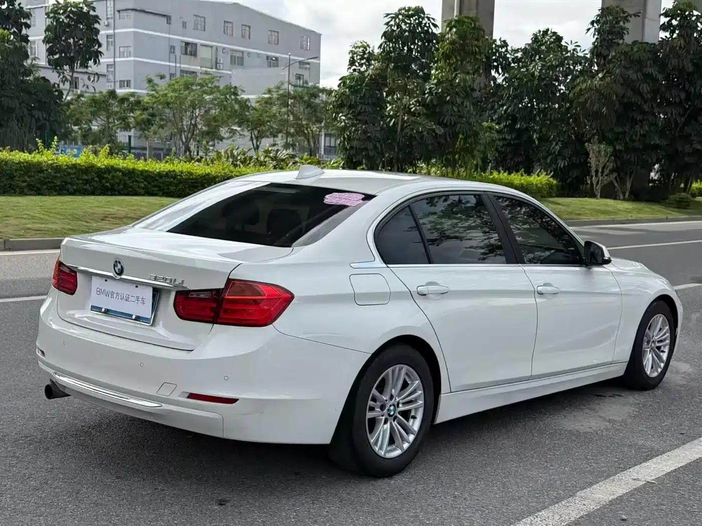 BMW 3 Series 2015 320Li Super Enjoyment Edition Fashion Model — миниатюра 7