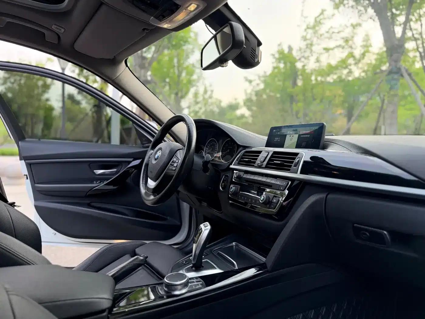 BMW 3 Series 2019 320Li xDrive Fashion Edition — миниатюра 10