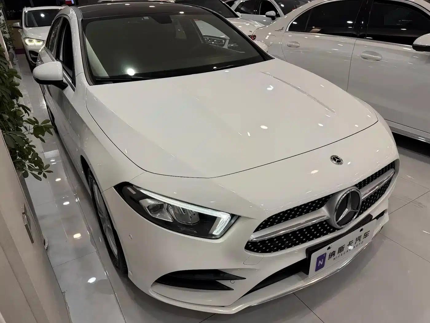 Mercedes-Benz A-Class 2022 A 200 L Sport Sedan Dynamic Edition — миниатюра 3
