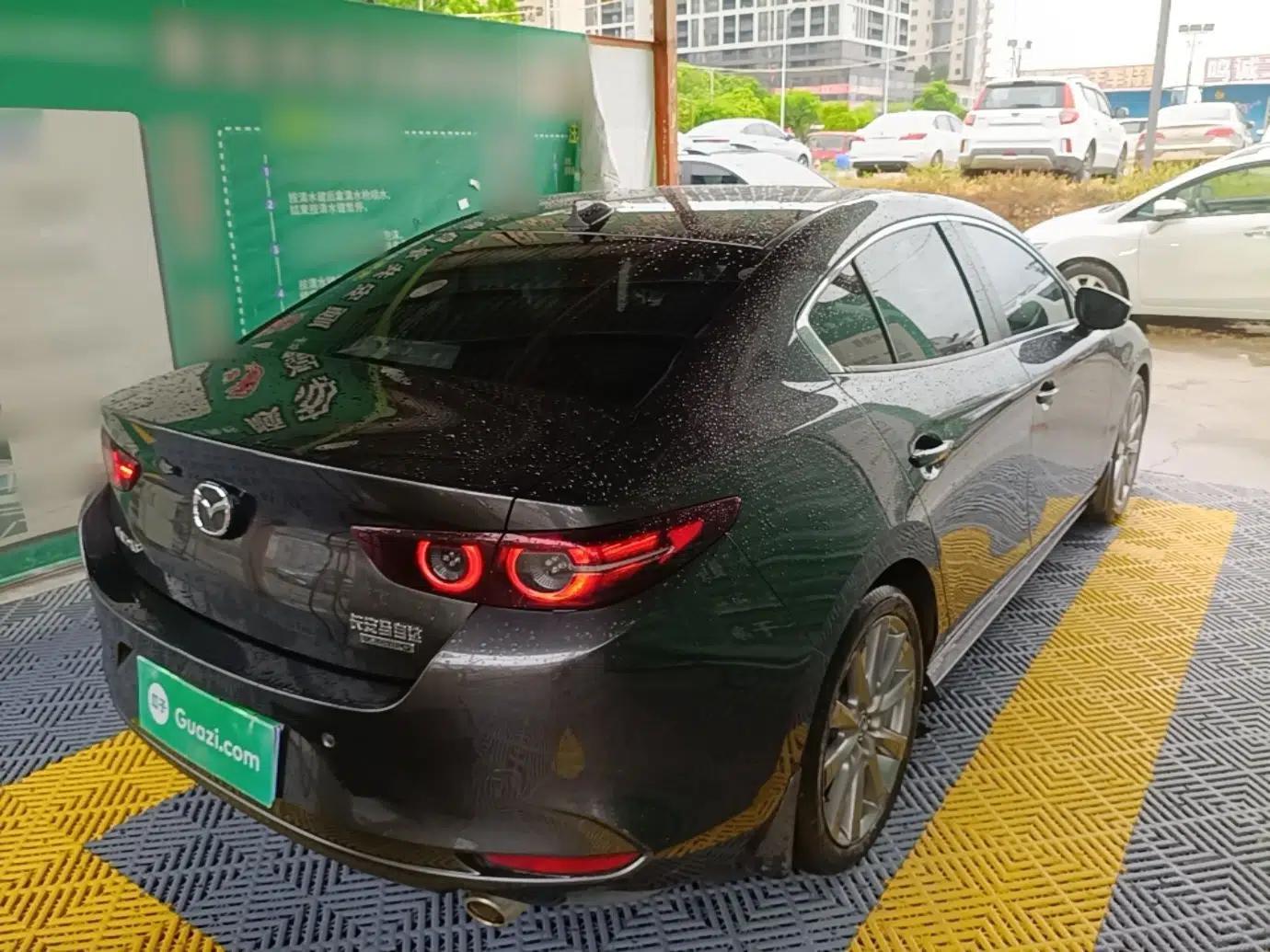 Mazda 3 Axela 2020 2.0L Automatic Zhiya Edition — миниатюра 4
