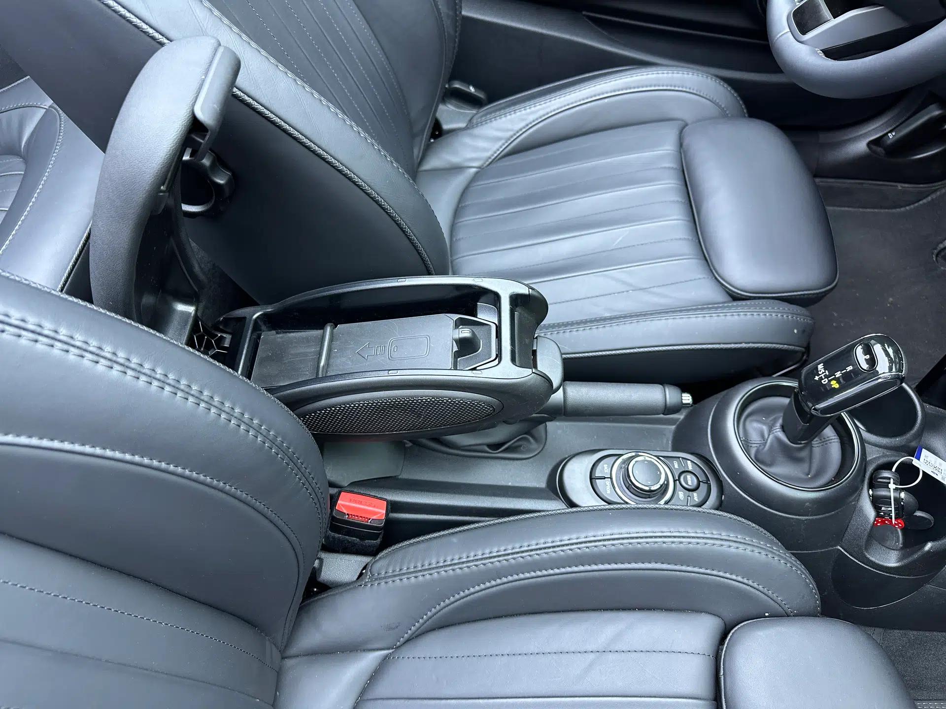 MINI 2023 Second Facelift 2.0T COOPER S CABRIO Artist — миниатюра 21