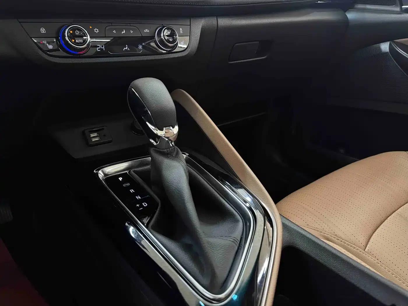 Buick GL6 2021 323T Mild Hybrid Connected Luxury Edition — миниатюра 12