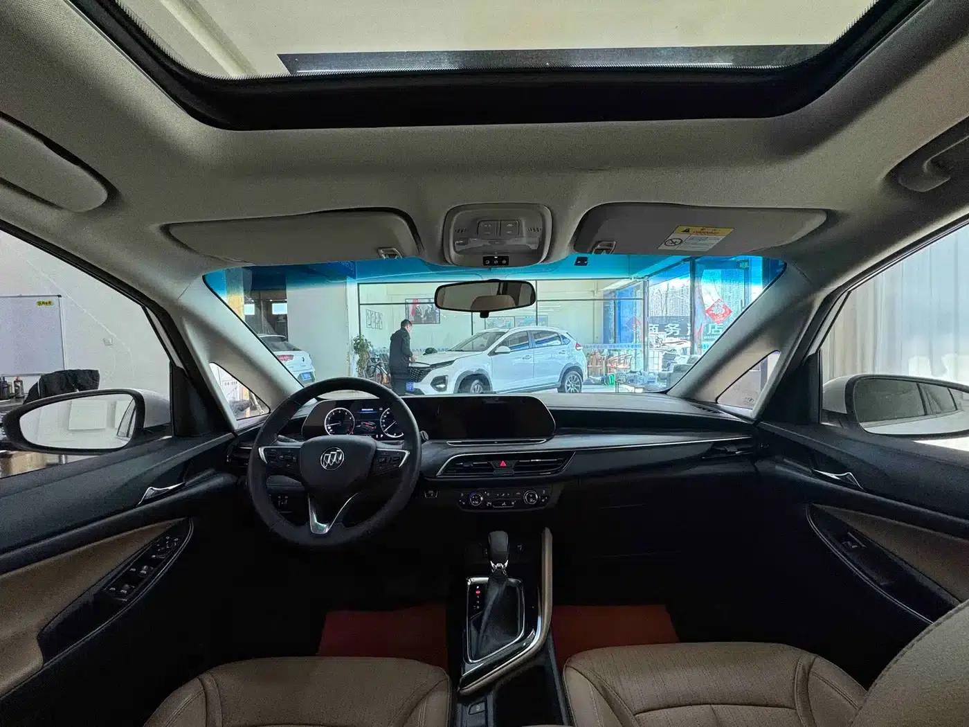 Buick GL6 2021 323T Mild Hybrid Connected Luxury Edition — миниатюра 17