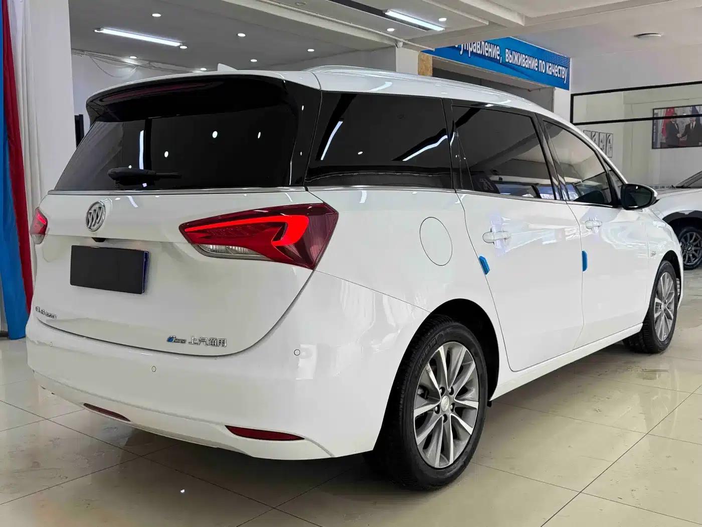 Buick GL6 2021 323T Mild Hybrid Connected Luxury Edition — миниатюра 6