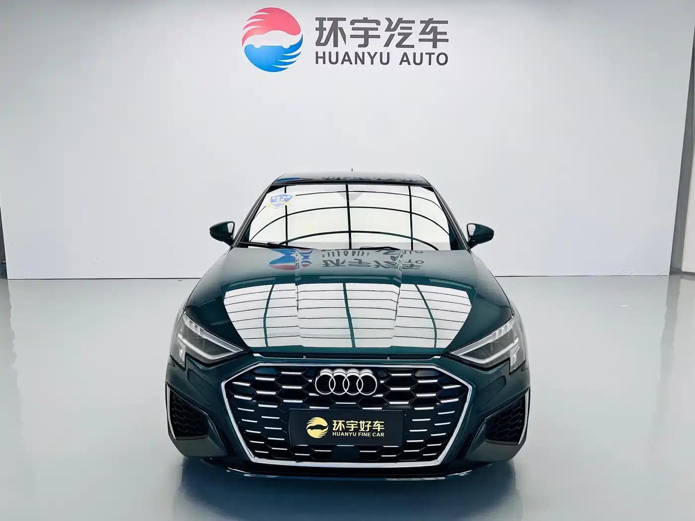 Audi A3 2023 Facelift Sportback 35 TFSI Fashion Sporty Model — миниатюра 2