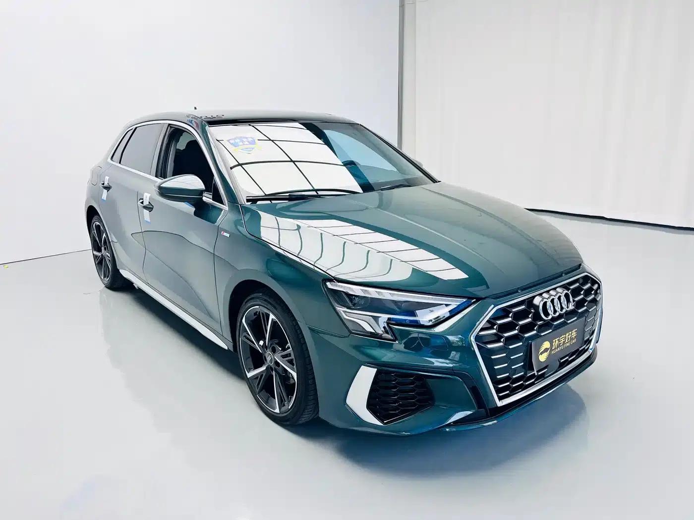 Audi A3 2023 Facelift Sportback 35 TFSI Fashion Sporty Model — миниатюра 3