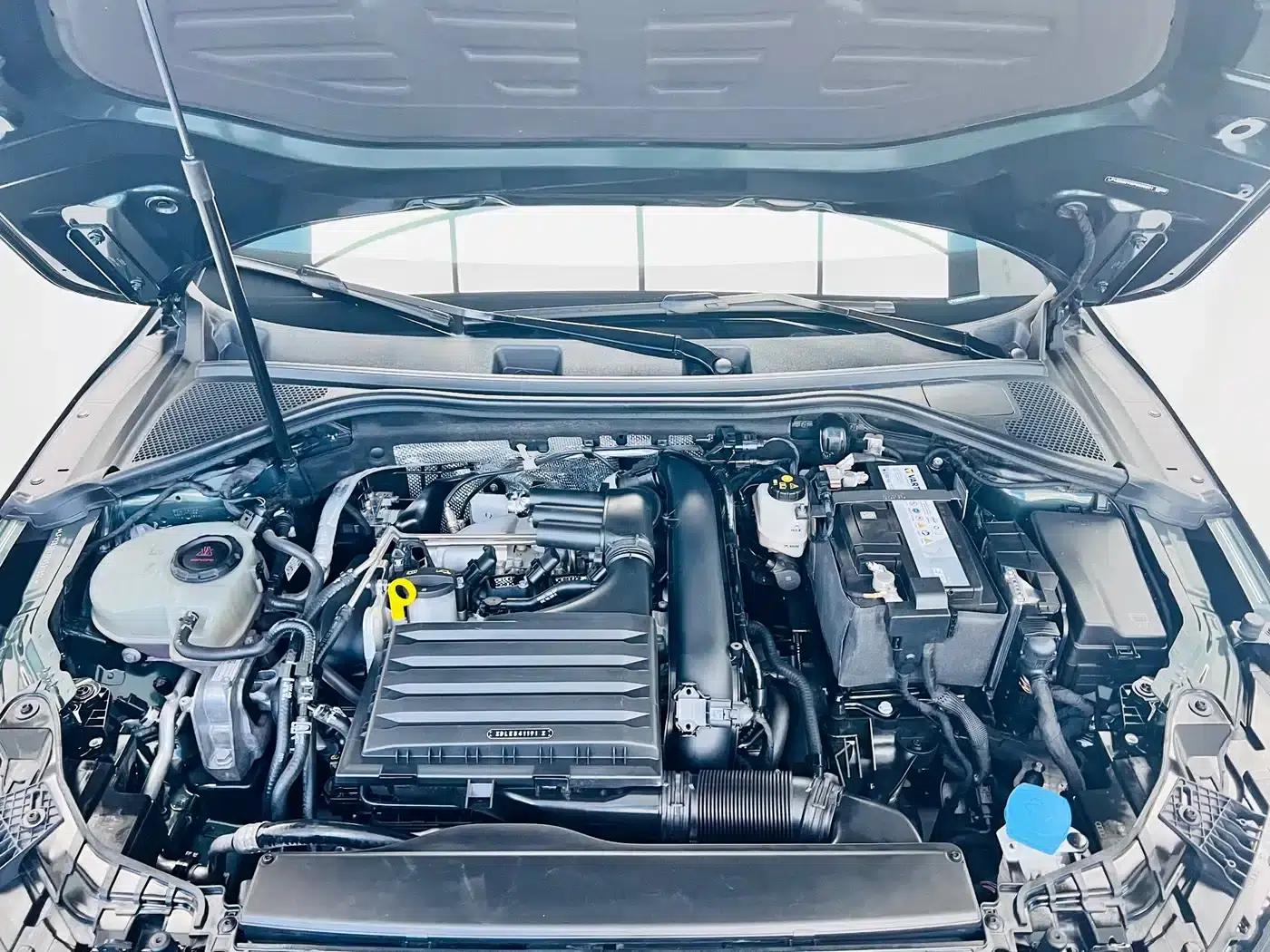 Audi A3 2023 Facelift Sportback 35 TFSI Fashion Sporty Model — миниатюра 29
