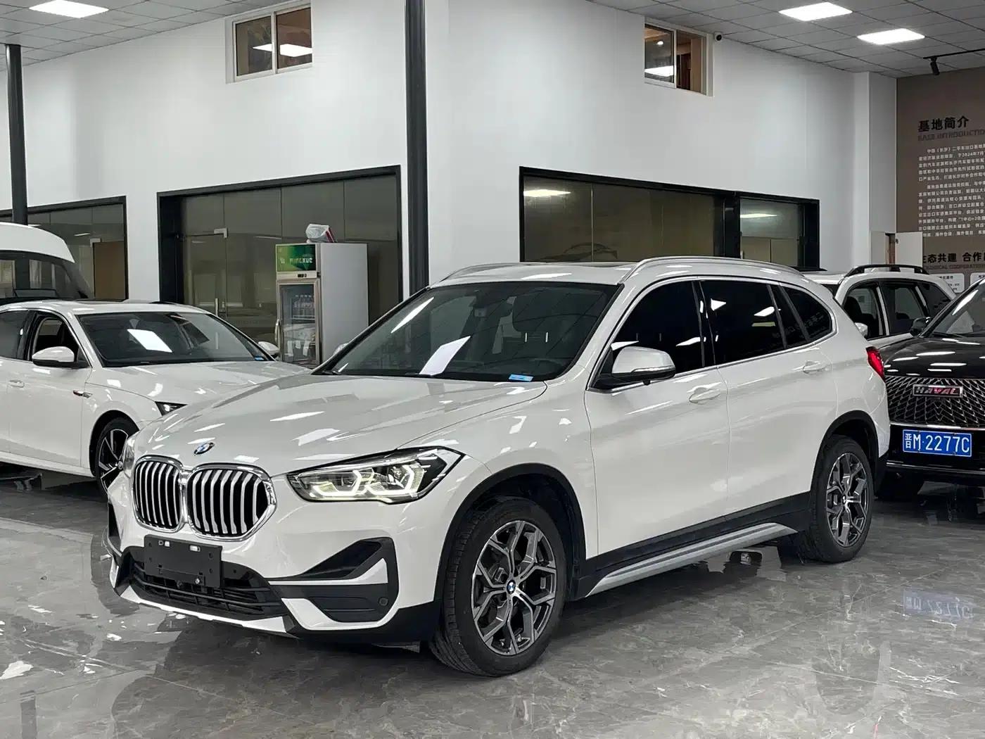 BMW X1 2022 sDrive20Li Premium — миниатюра 1