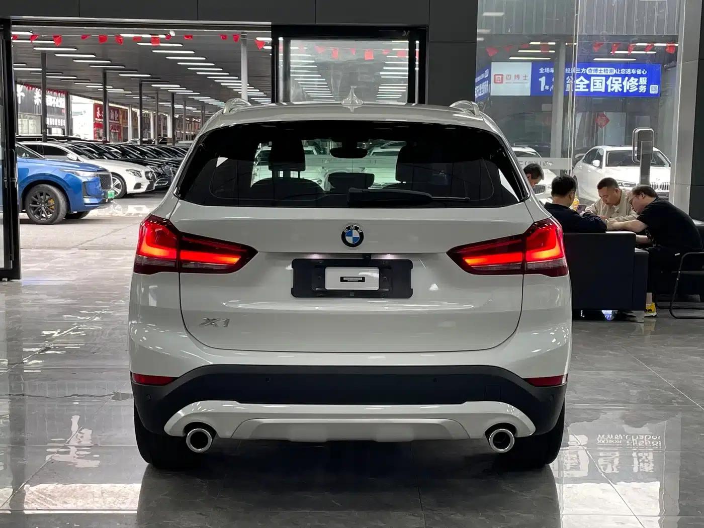 BMW X1 2022 sDrive20Li Premium — миниатюра 14
