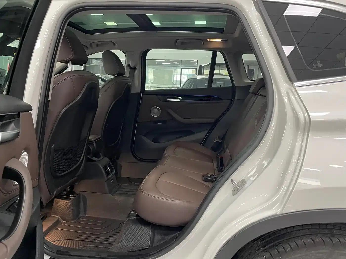 BMW X1 2022 sDrive20Li Premium — миниатюра 5