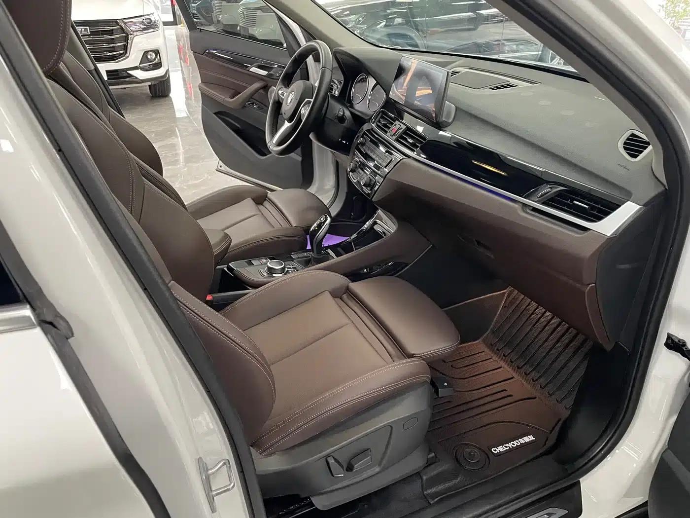 BMW X1 2022 sDrive20Li Premium — миниатюра 6