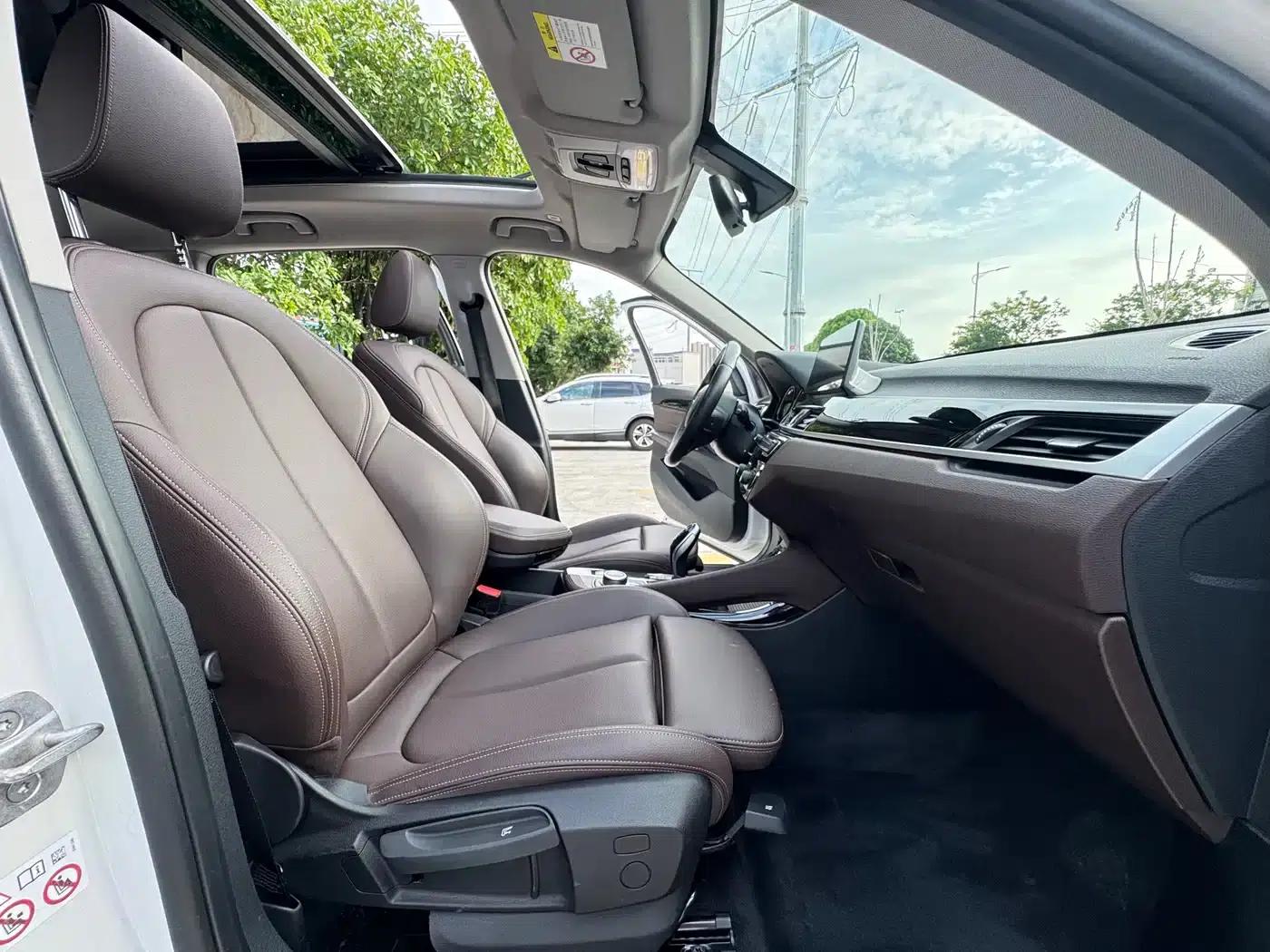 BMW X1 2022 sDrive20Li Premium — миниатюра 11