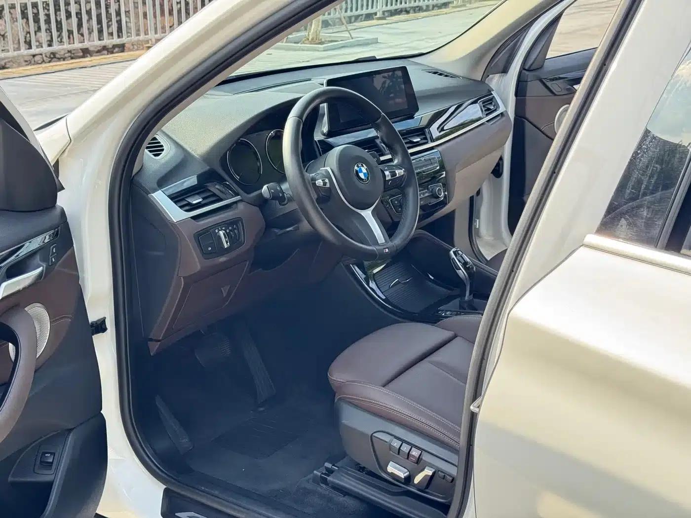 BMW X1 2022 sDrive20Li Premium — миниатюра 15