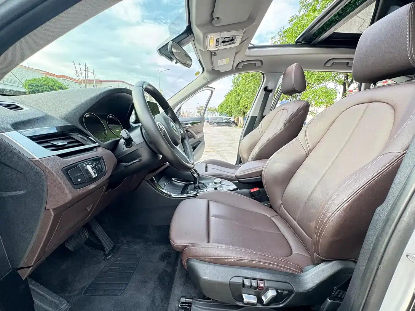 BMW X1 2022 sDrive20Li Premium — миниатюра 6