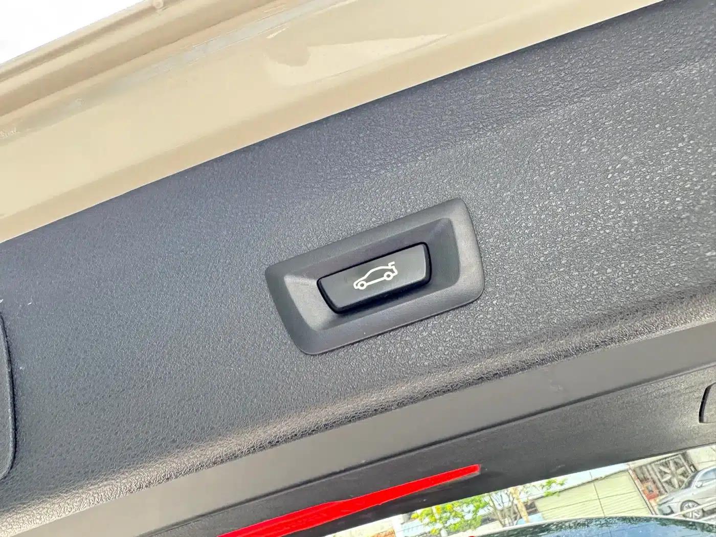 BMW X1 2022 sDrive20Li Premium — миниатюра 9