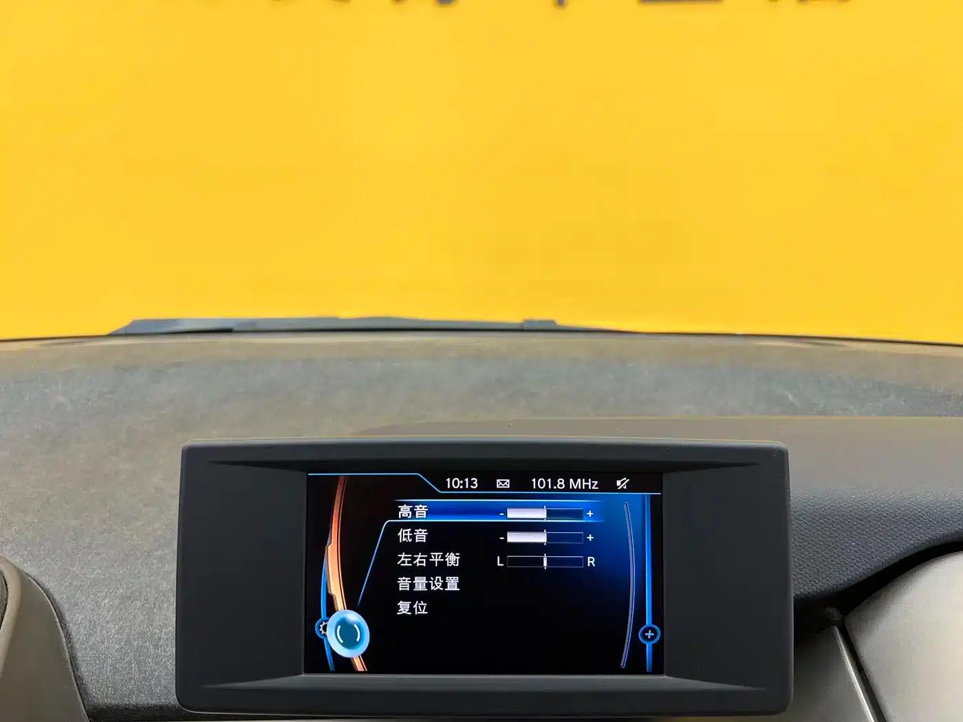 2016 BMW i3 Imported Model - Upgraded Fashion Edition — миниатюра 6