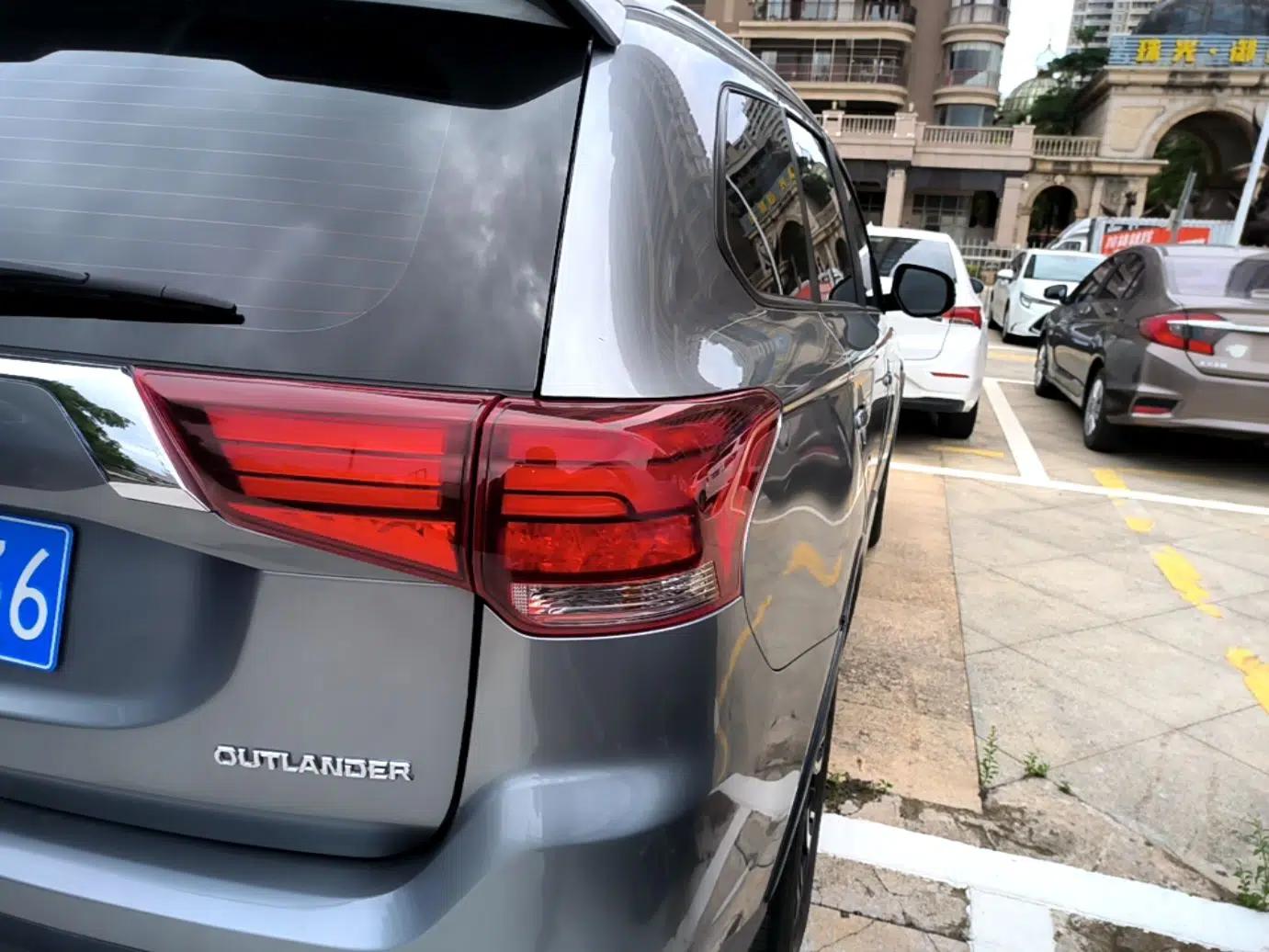 Mitsubishi Outlander 2020 2.0L Two-Wheel Drive Enjoyment Version 5 Seats — миниатюра 7
