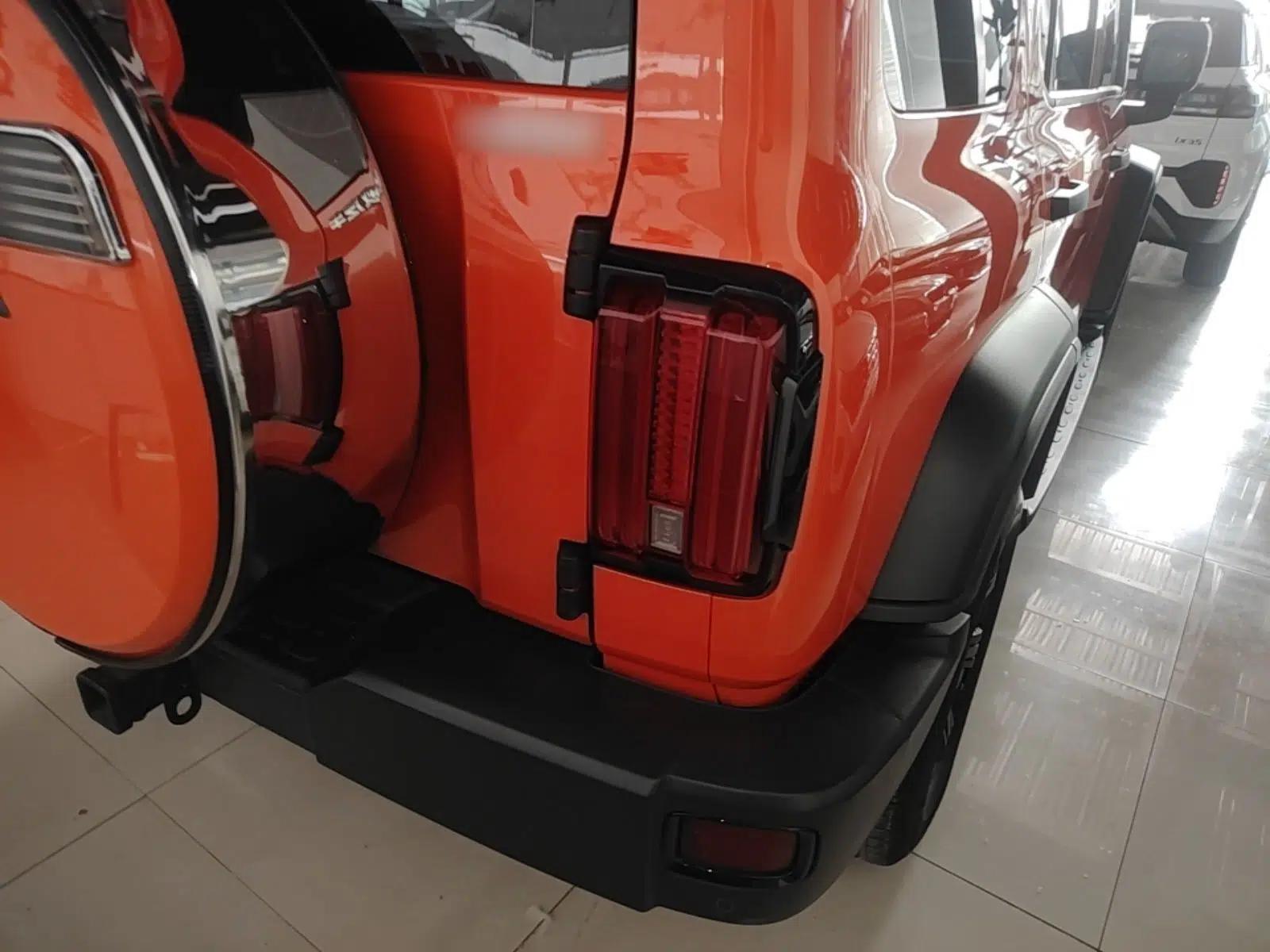 Tank 300 2023 Off-Road Edition 2.0T Conqueror — миниатюра 8