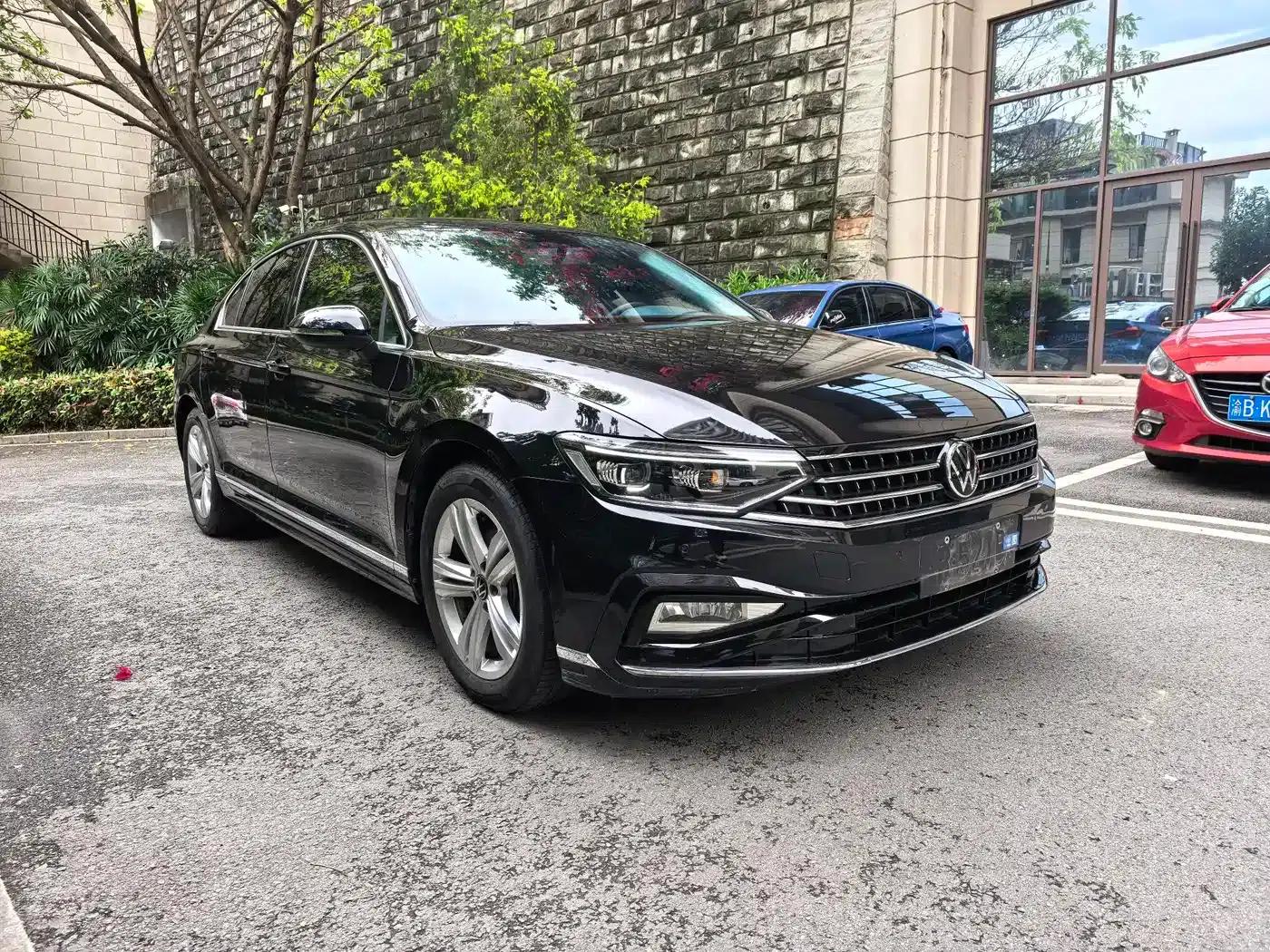 Volkswagen Magotan 2023 2 Millionth Unit Commemorative Edition 280TSI DSG Comfort Model — миниатюра 3