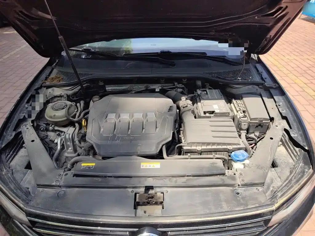 2020 Volkswagen Passat 330TSI DSG Luxury — миниатюра 9