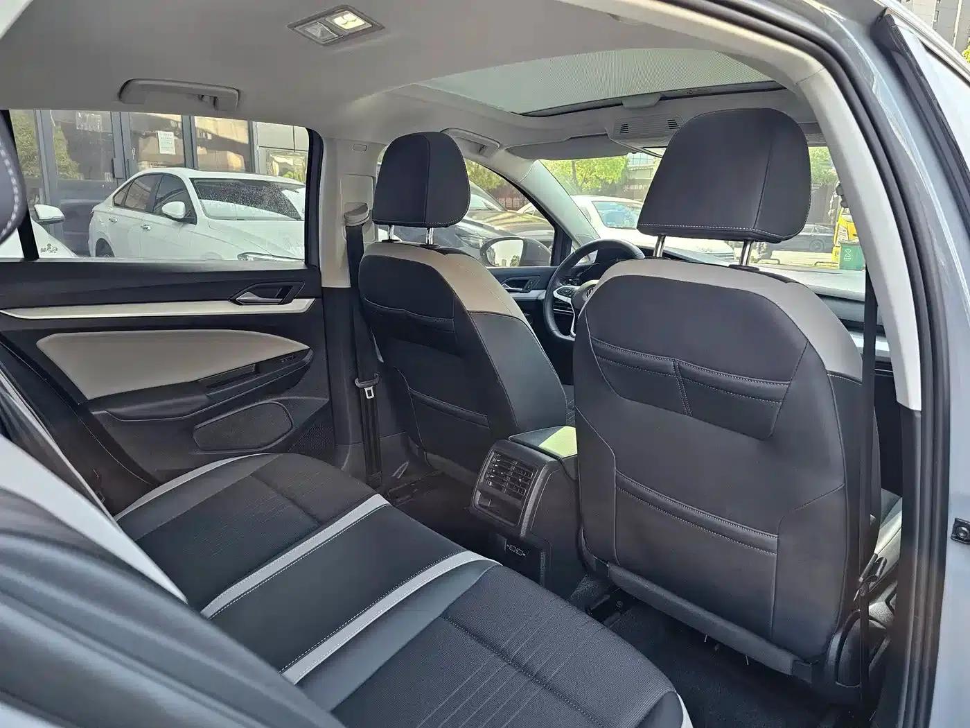 2021 Golf 280TSI DSG Pro — миниатюра 8