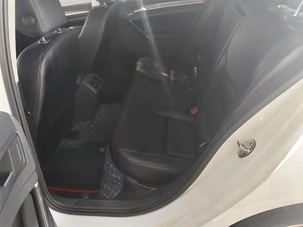 2015 Golf 1.4TSI Automatic Comfort — миниатюра 17