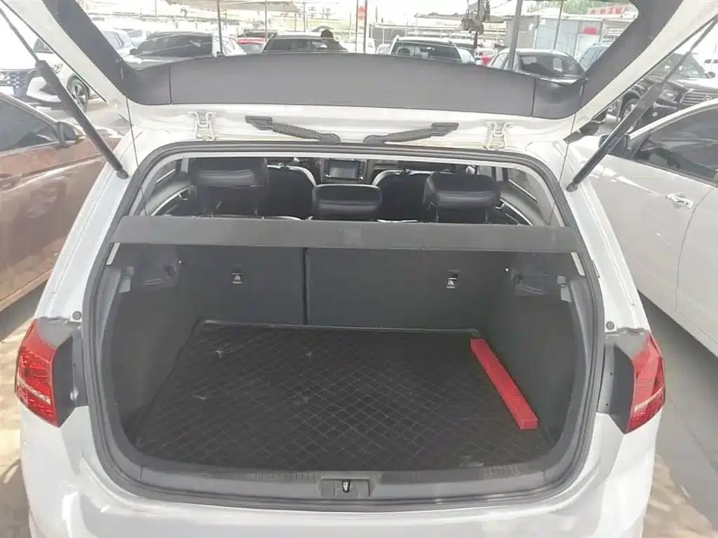 2015 Golf 1.4TSI Automatic Comfort — миниатюра 19