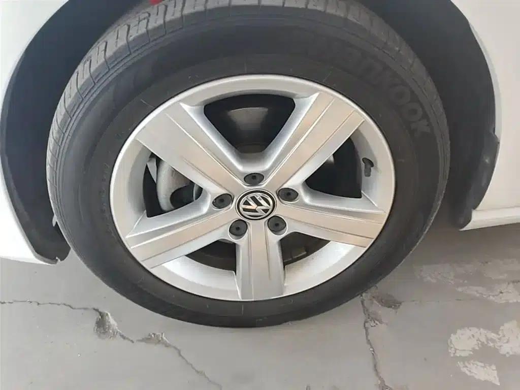 2015 Golf 1.4TSI Automatic Comfort — миниатюра 23