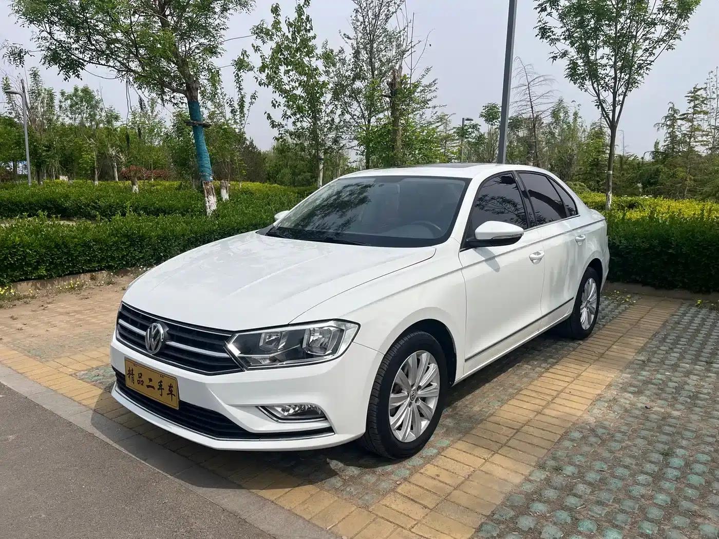 2016 Volkswagen Bora 1.6L Manual Comfort Model — миниатюра 2