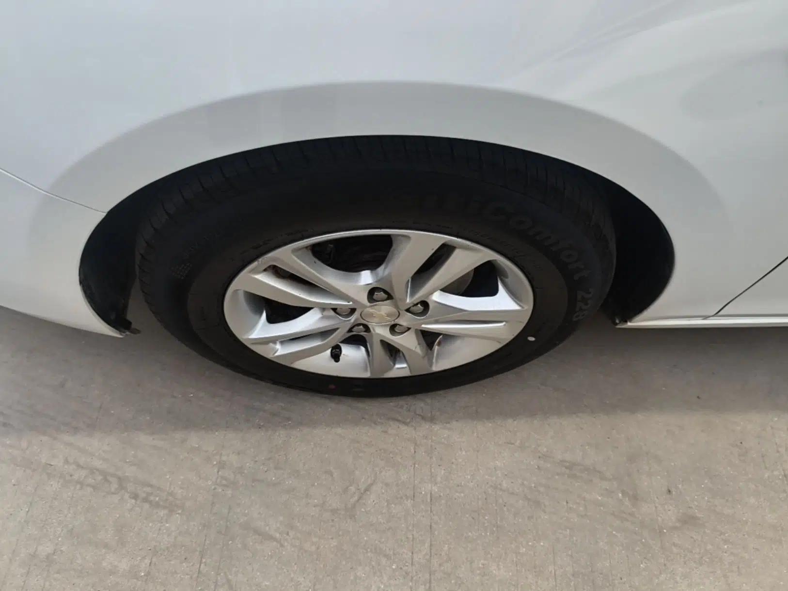 Chevrolet Cavalier 2016 1.5L Automatic Xinyue Edition — миниатюра 8
