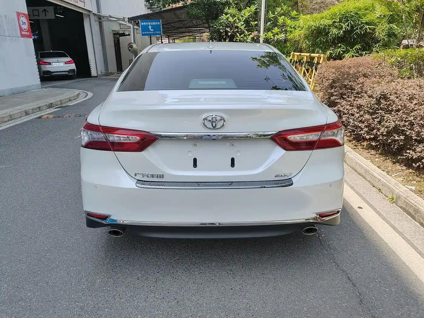 2021 Camry 2.0G Luxury Edition — миниатюра 4