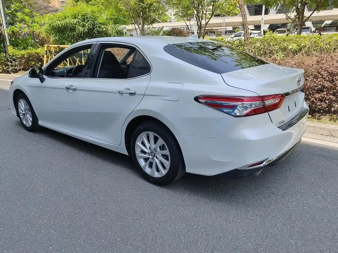 2021 Camry 2.0G Luxury Edition — миниатюра 5
