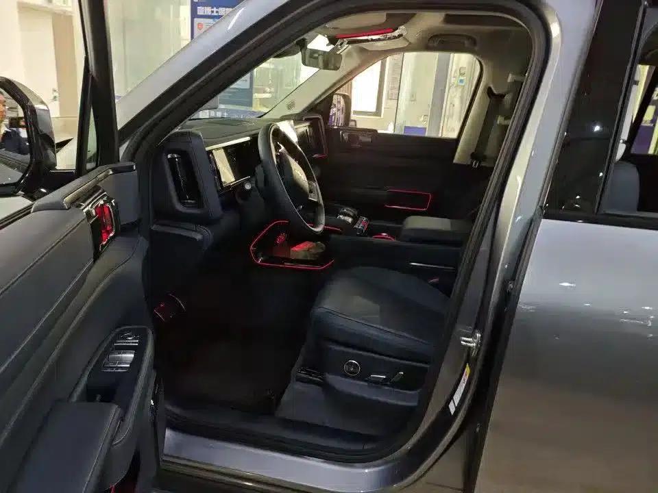 Leopard 5 2025 Model Ultra with Intelligent Driving System — миниатюра 5