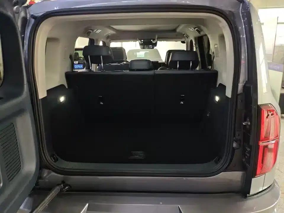 Leopard 5 2025 Model Ultra with Intelligent Driving System — миниатюра 9